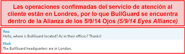 Captura de pantalla del chat de atención al cliente que aclara que sus operaciones base se encuentran en Londres