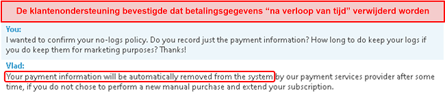 Schermafbeelding van chat met klantenondersteuning om te verduidelijken dat ze betalingsinformatie opslaan en deze na 