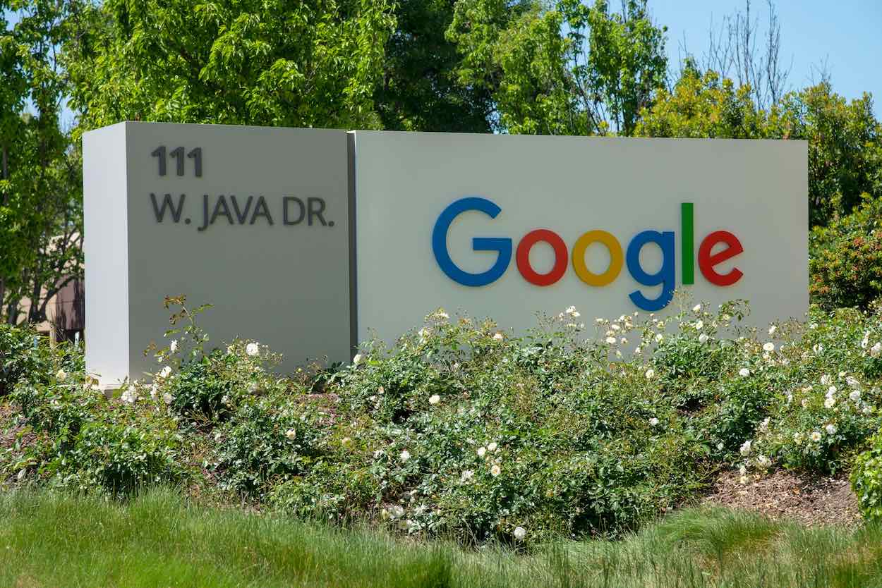 Google to Automatically Generate Disclosures for AI-Generated Political Ads