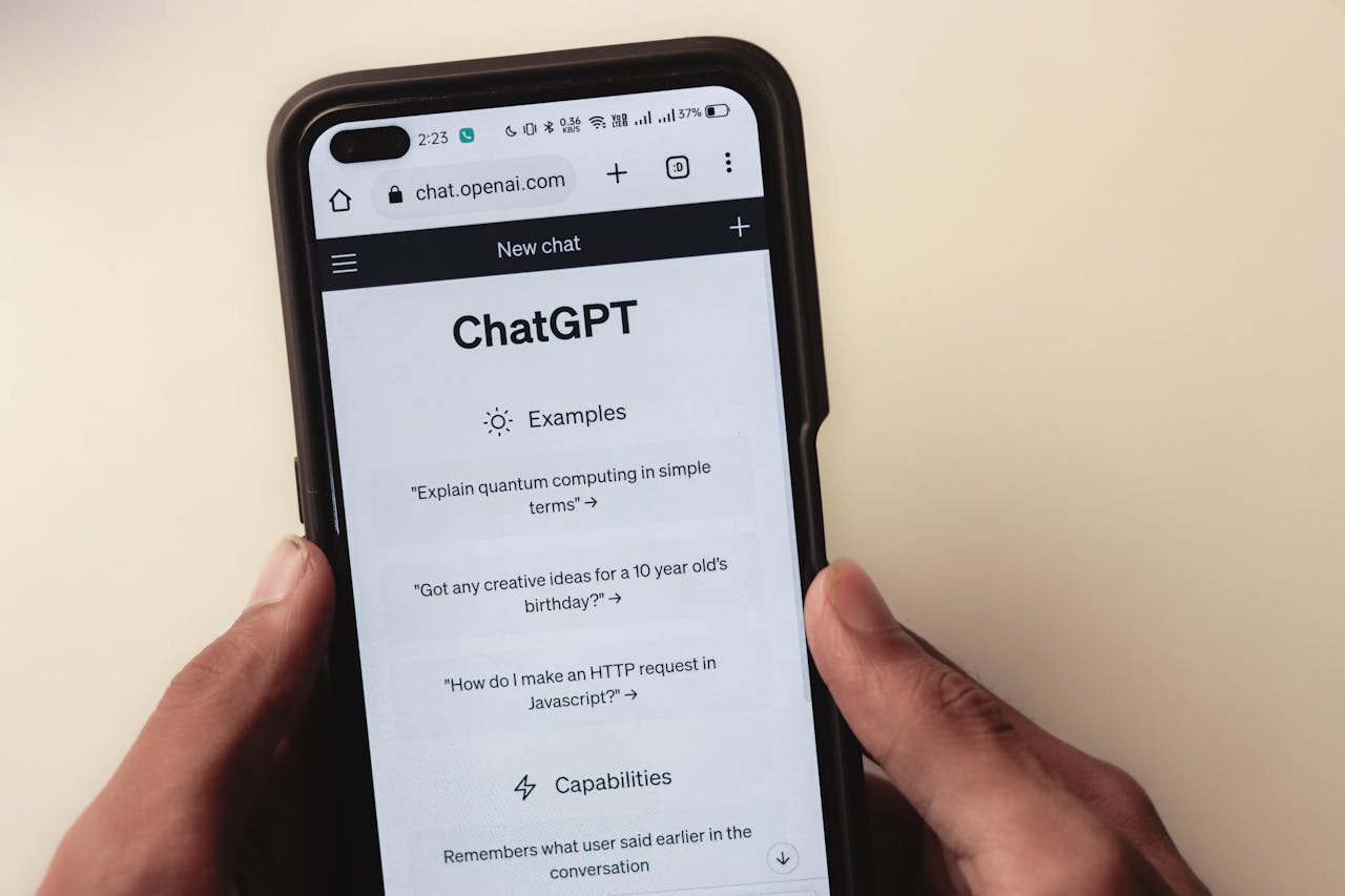 Users Alert About New ChatGPT Security Flaws