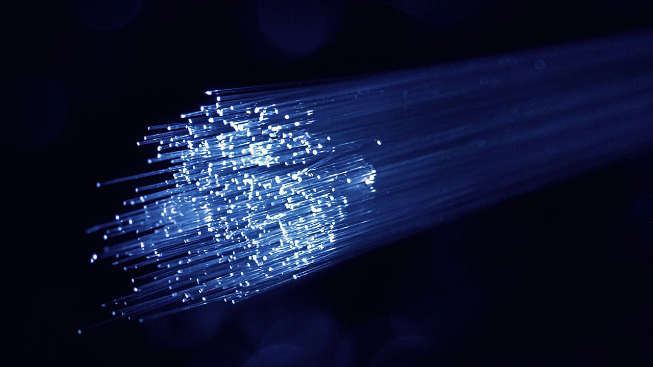 Scientists Hit Internet Speed Record of 402,000 Gbps Using Existing Fiber Tech