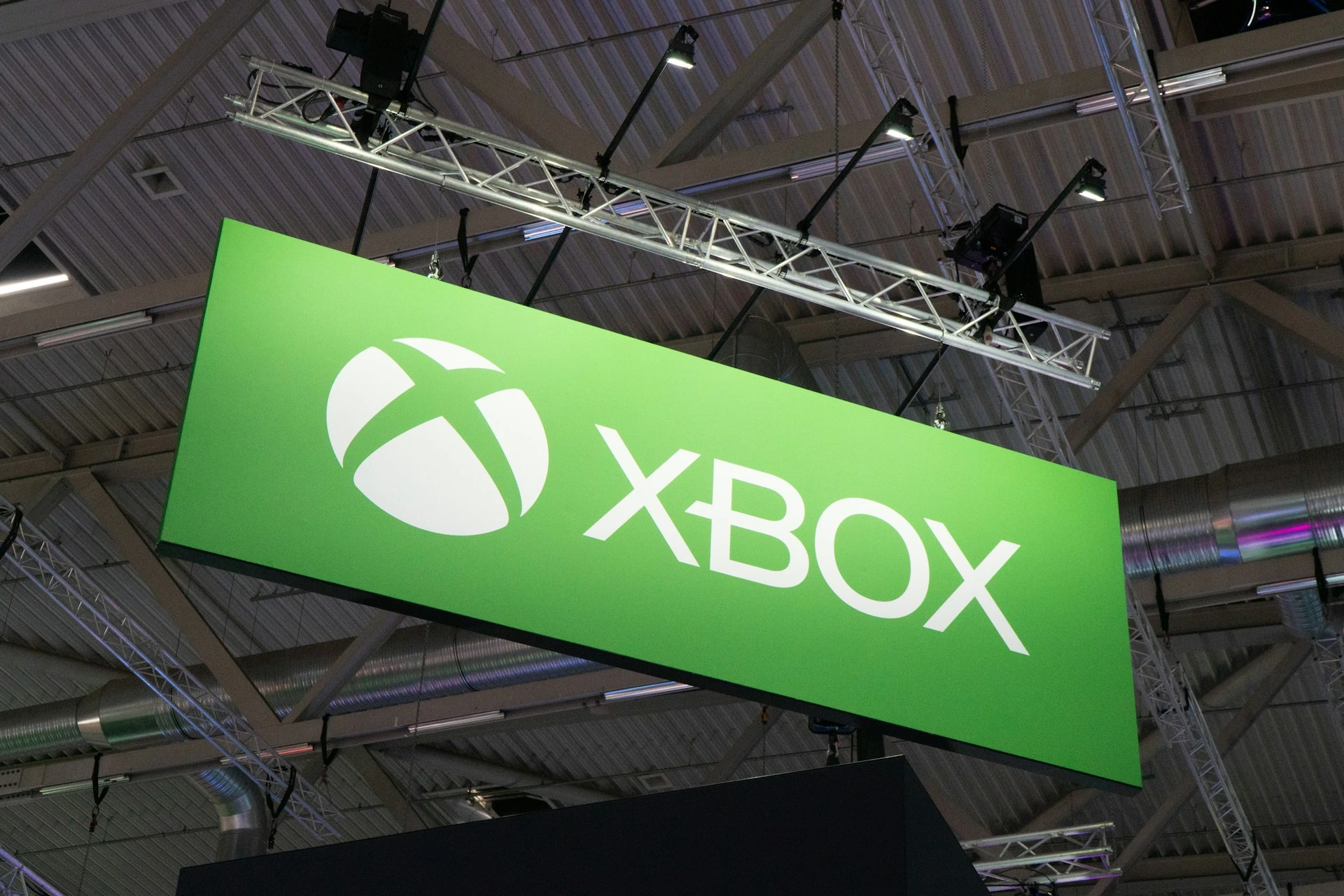 Microsoft Lays Off Around 650 Employees from Xbox Gaming Unit