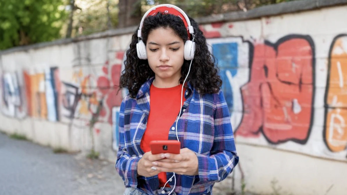 New Apple Feature Allows Children To Report Nudes Directly Through iMessage In Australia