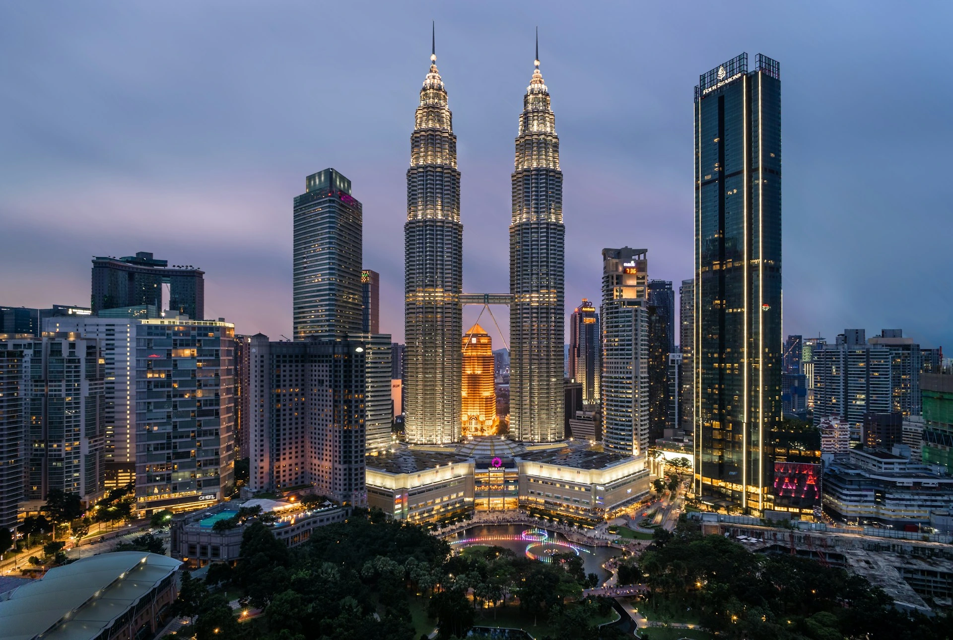 Malaysia to Create National Cloud Policy and AI Regulations