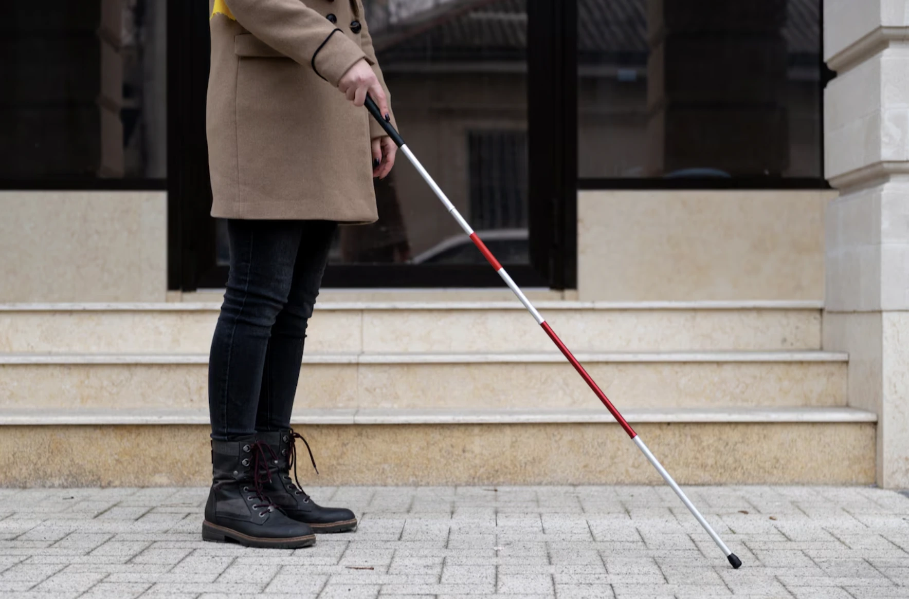 New Fly’s Eye-Inspired Smartglasses Offer Vision Correction