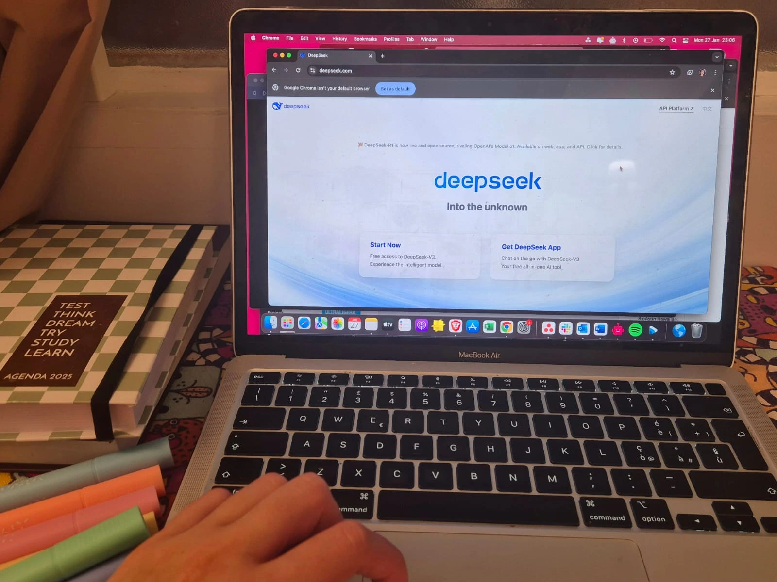 DeepSeek Restricts Registrations Following Cyberattacks